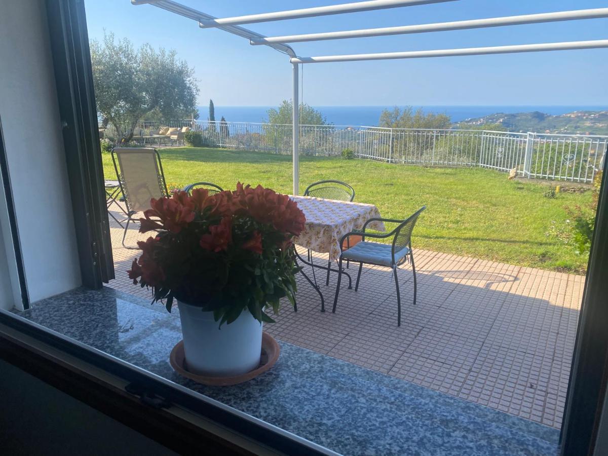Casa Vista Mare - Superb Garden And Parking Included Villa Imperia Exterior photo